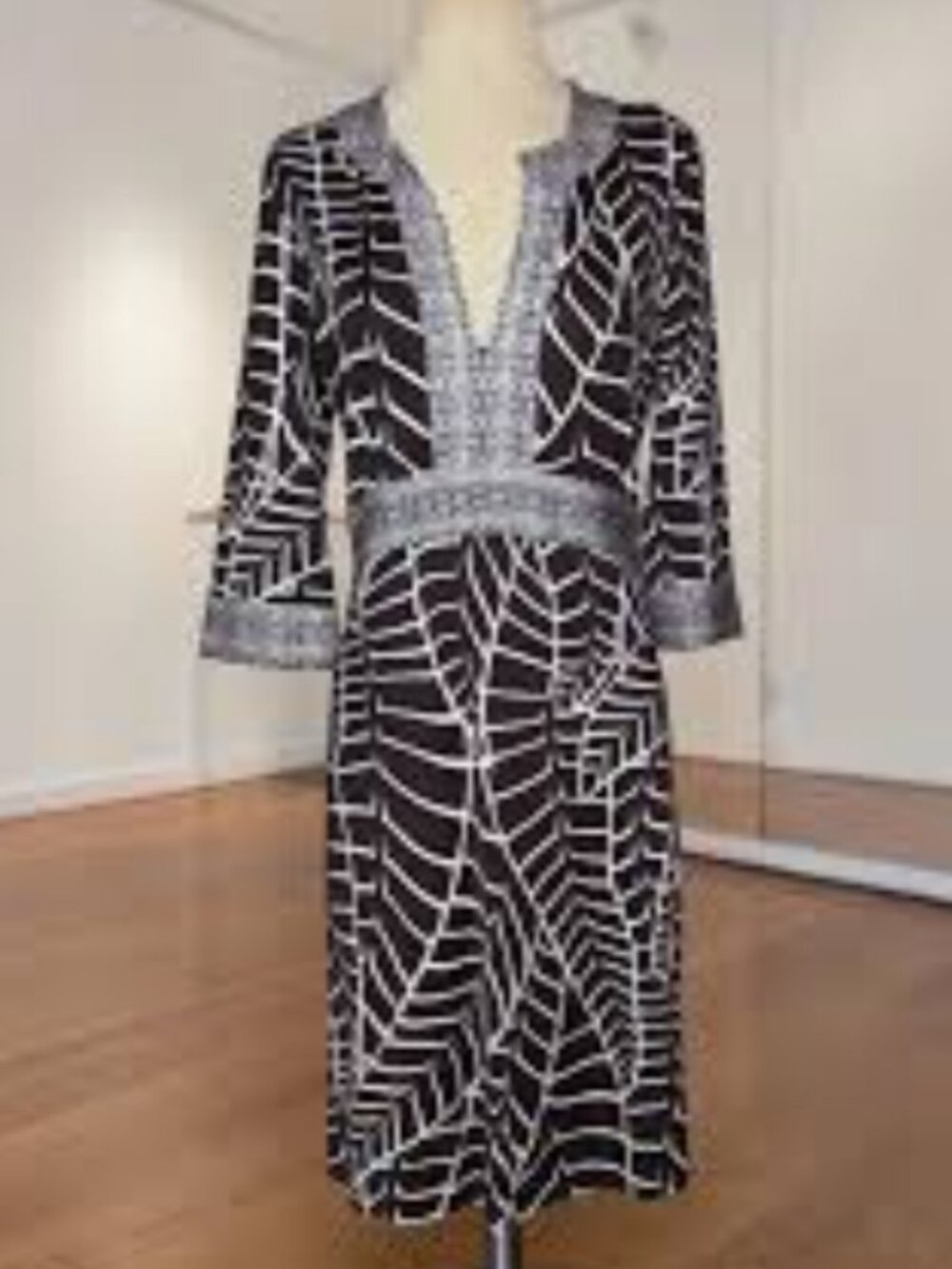 Tory Burch Brown & White Abstract Banana Leaf Print Dress - Size Small